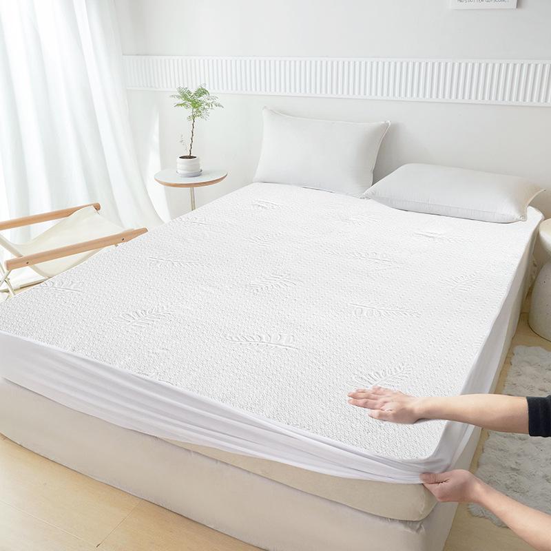 Waterproof Quilted Incontinence Mattress Cover with Anti-Mite Protection