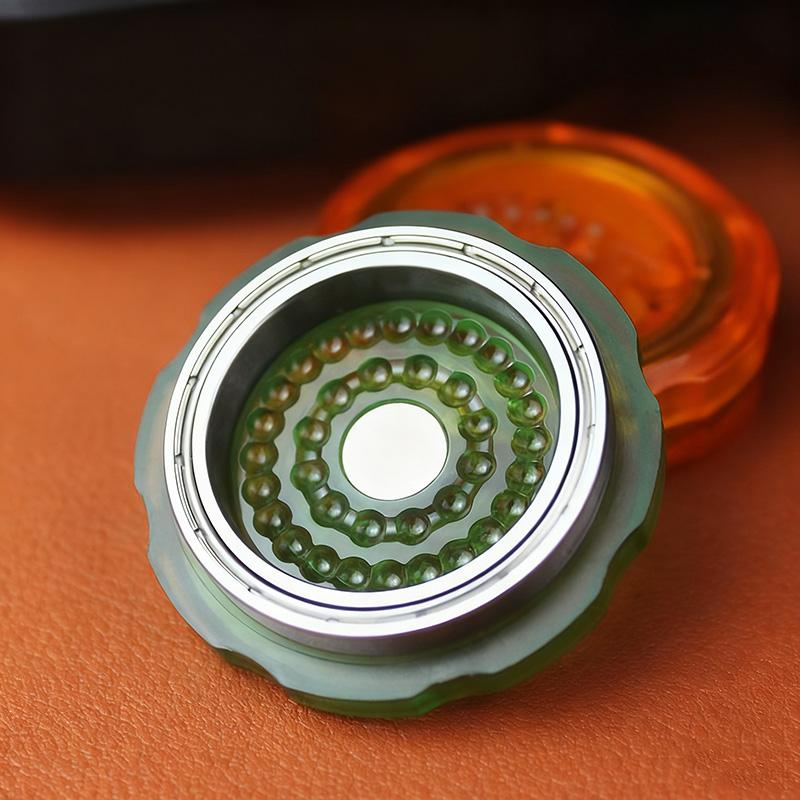 Novel Fishbone E Mechanical Magnetic Haptic Coin Fidget Toys Fun Stress Relief Toy Relieves Anxiety and Relaxes Fidget Spinner