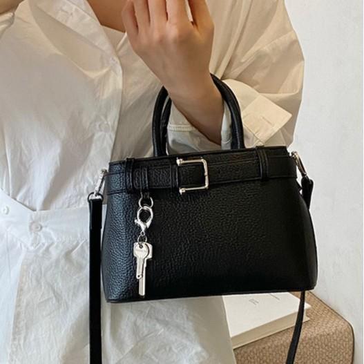 Fashion Casual Portable Tote Bag Women's Spring New Trend Shoulder Bag Premium Messenger Women's Bag