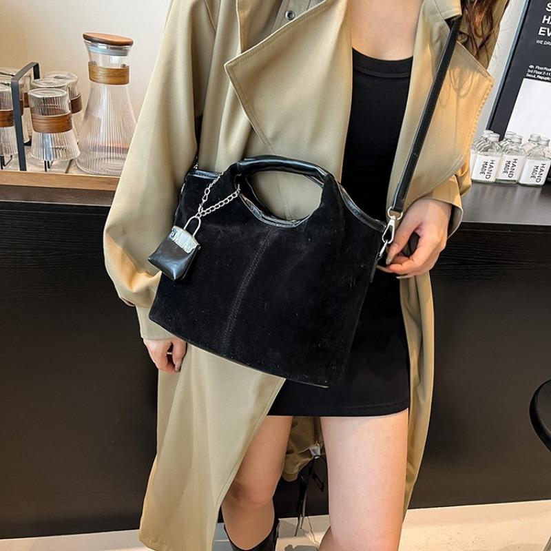 Suede Bag Women's Large-capacity New Autumn and Winter Versatile Retro Messenger Bag Commuter Tote Bag