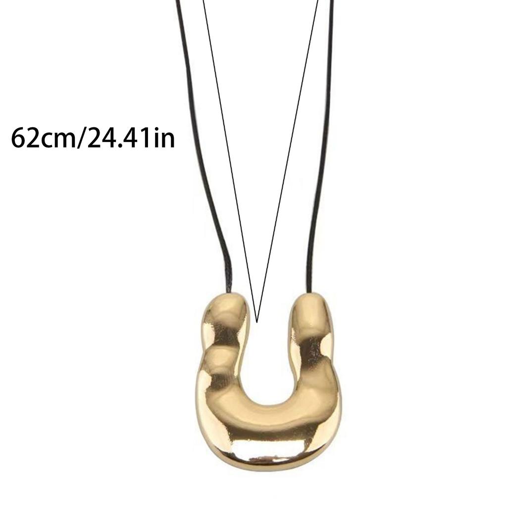 U-Shape Horseshoe Pendant Necklace for Women Black Rope Statement Necklaces Simple Choker Party Jewelry for Girls Women