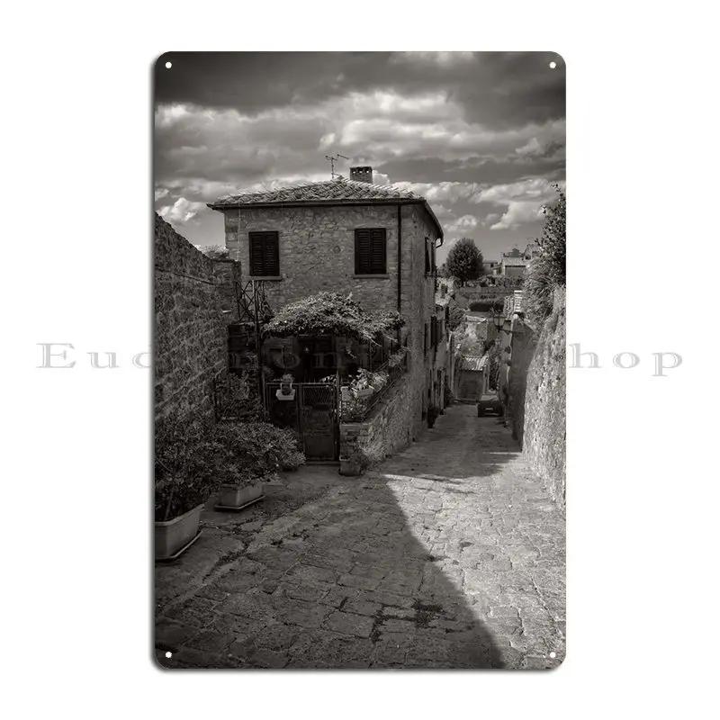 Volterra In Italy Metal Plaque Poster Classic Rusty Living Room Design Kitchen Tin Sign Poster 20X30CM
