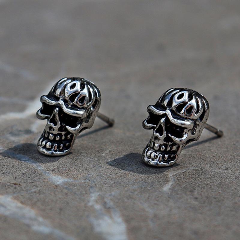 Retro Evil Skull Mask Earings for Men Women Punk Gothic Rock Hiphop Silver Color Zinc Alloy Earings Designer  Unisex Gift