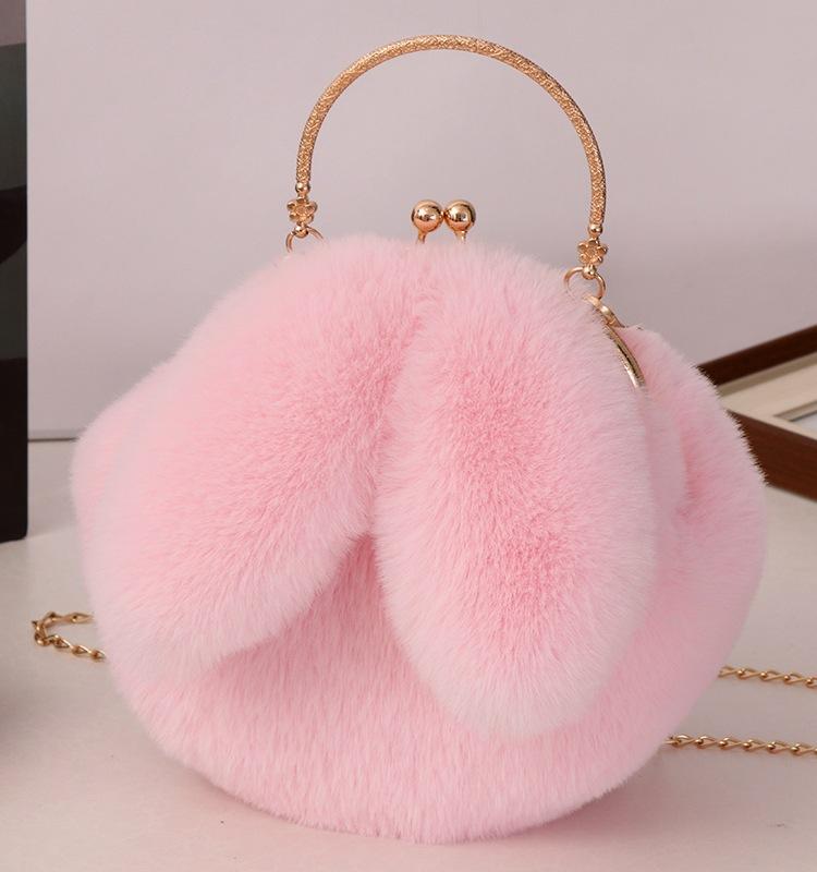 Plush rabbit bag girls oblique cross autumn and winter new chain hand-held hair bag imitation Rex rabbit hair cute clip bag