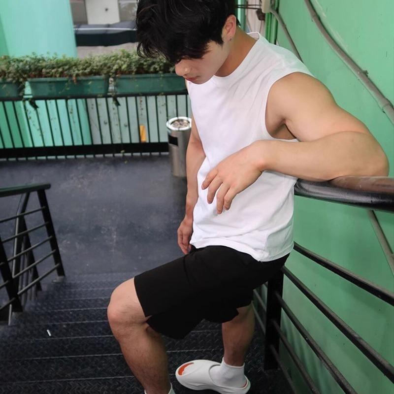 Men's Fitness Training Simple Sleeveless T-shirt Running Top Sports Vest Shirt