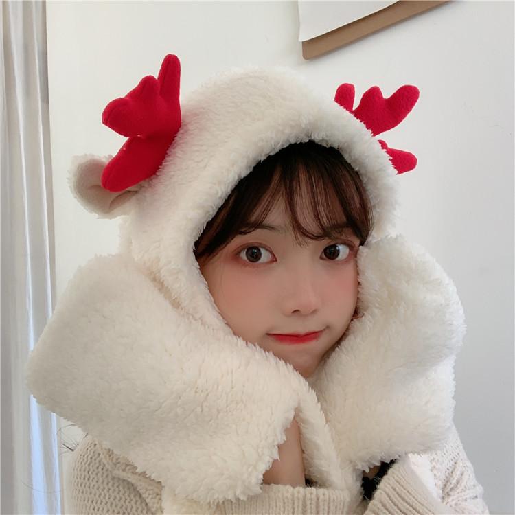 Women s Cozy Bear Plush Christmas Hat and Scarf Set белый