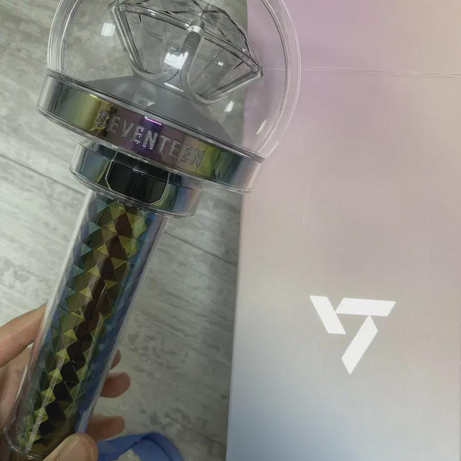 

Seventeen Lightstick Carat Bong Новый Нейрат Бонг