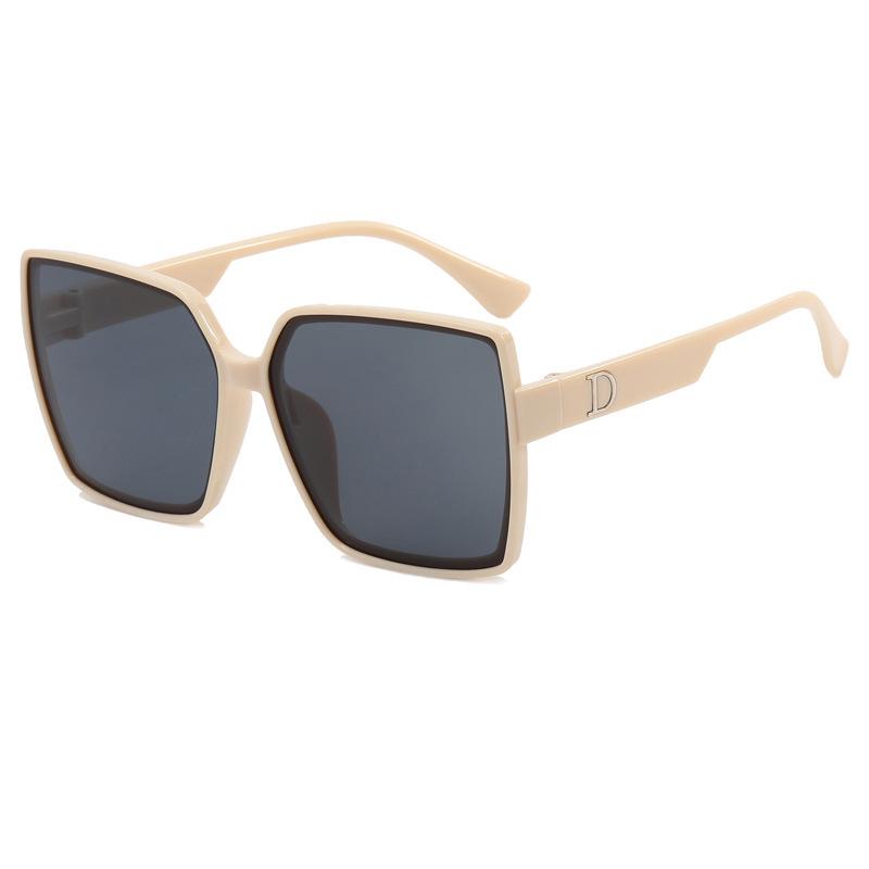 Korean Retro D-Frame Sunglasses: Women's High-End Square Design for Fashionable Sun Protection