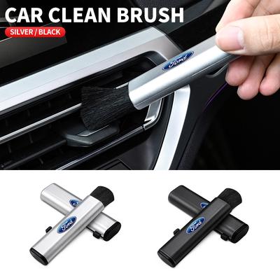 Adjustable Car Conditioning Air Outlet Brush Retractable Cleaning Brush For Ford Fiesta MK7 MK8 MK5 MK4 MK6 Auto Accessories  Uq20