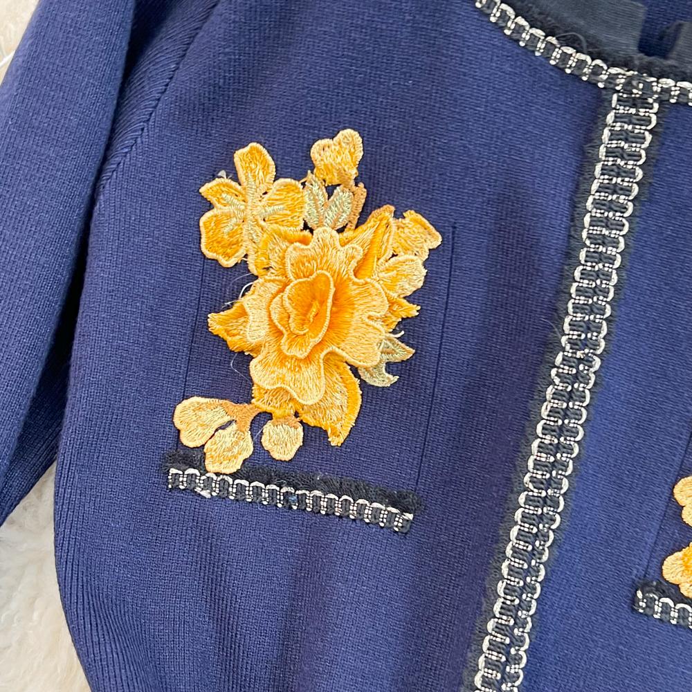 Høst Vinterklær Temperament Langermet Broderi Blomsterstrikket Mellomlang Kjole Uformell Spleising Mesh One Piece Dress