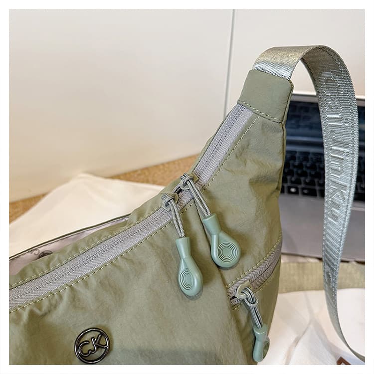 New women's croissant cross shoulder dumpling bag