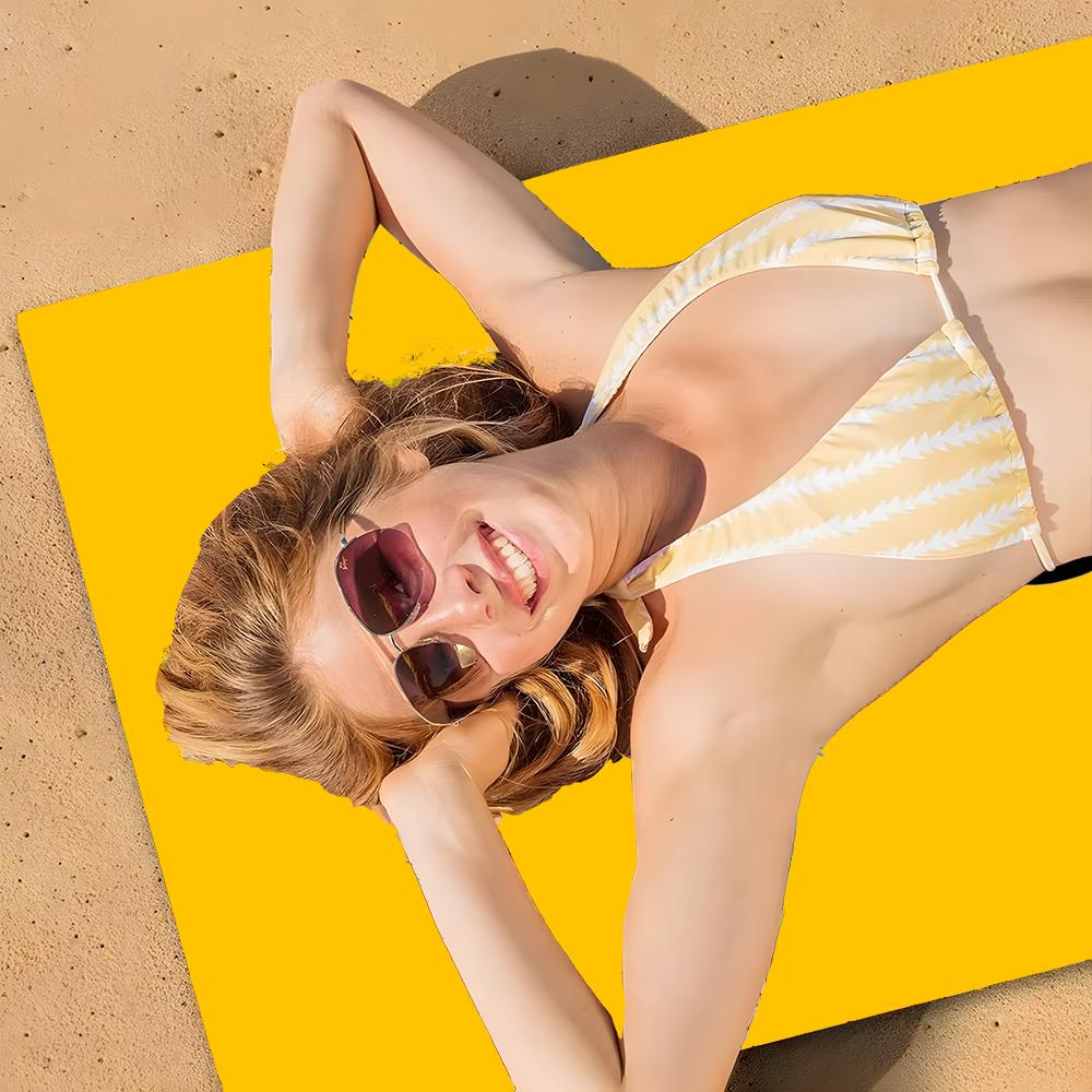 Brand Navistar logo Towel Polyester Beach Towel Quick Dry Sand Free Bath Towel for Summer Pool Travel Vacation