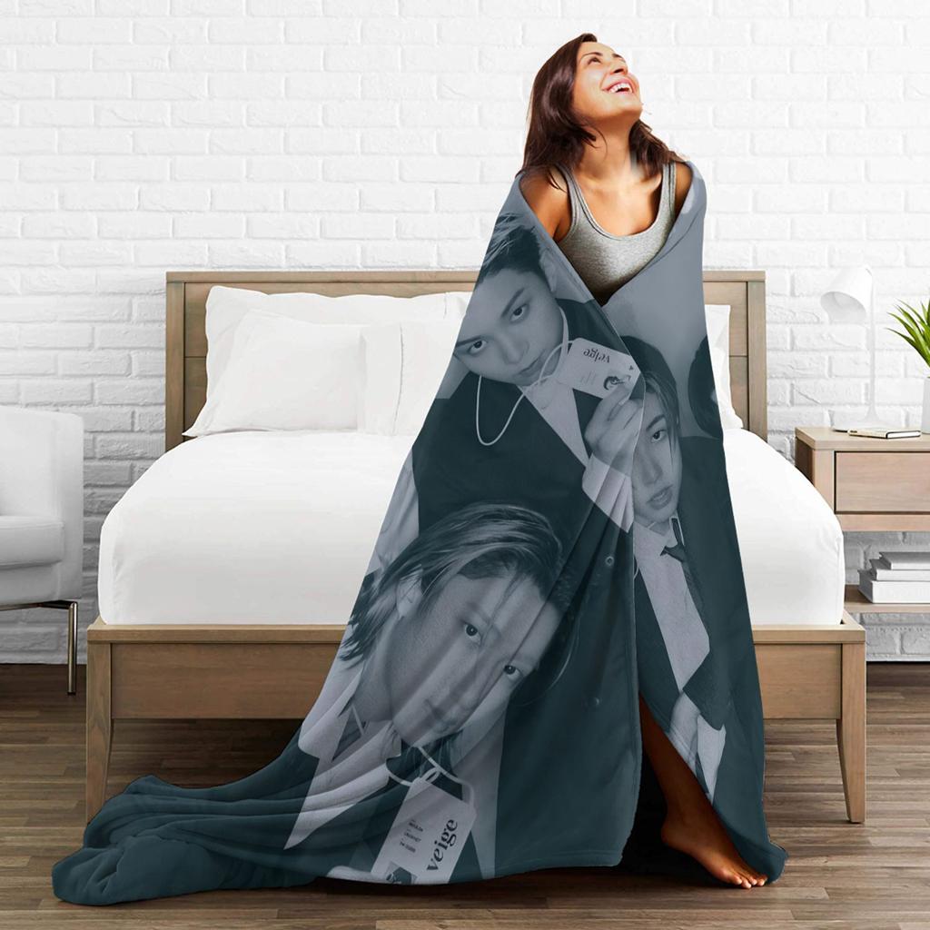 Kpop Group Lngshot Fashion Blanket Super Soft Warm Throw Fashion Blankets for Sofa Multi-size Bedspread