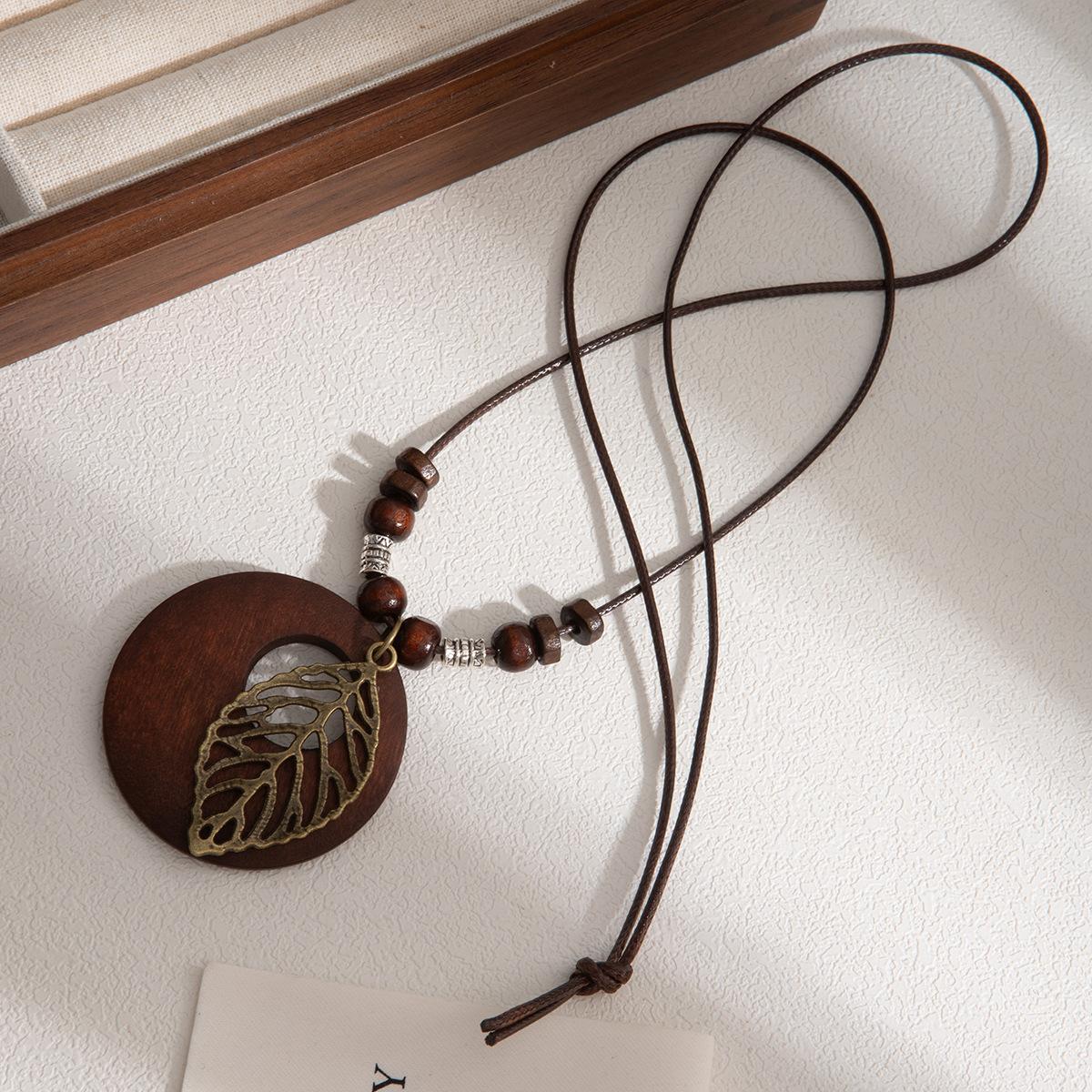 Длинное ожерелье в стиле ретро дзен, выполненное из плетеной веревки, для осенне-зимнего богемного свитера в национальном стиле с узором из листьев.