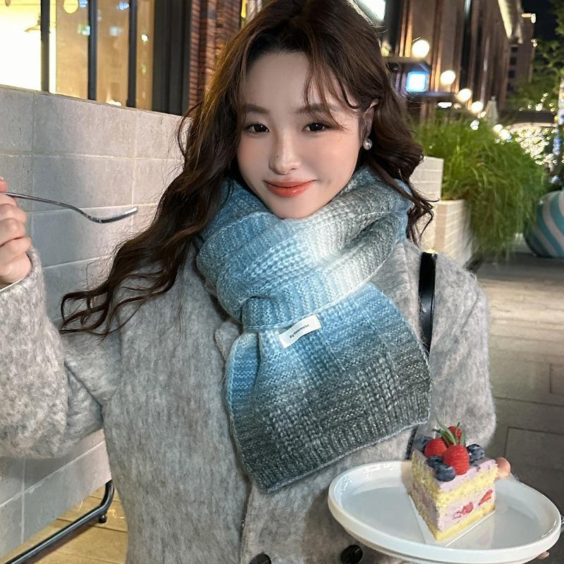Dopamine containing wool contrasting color knitted blue scarf women's winter rainbow new atmosphere wool scarf
