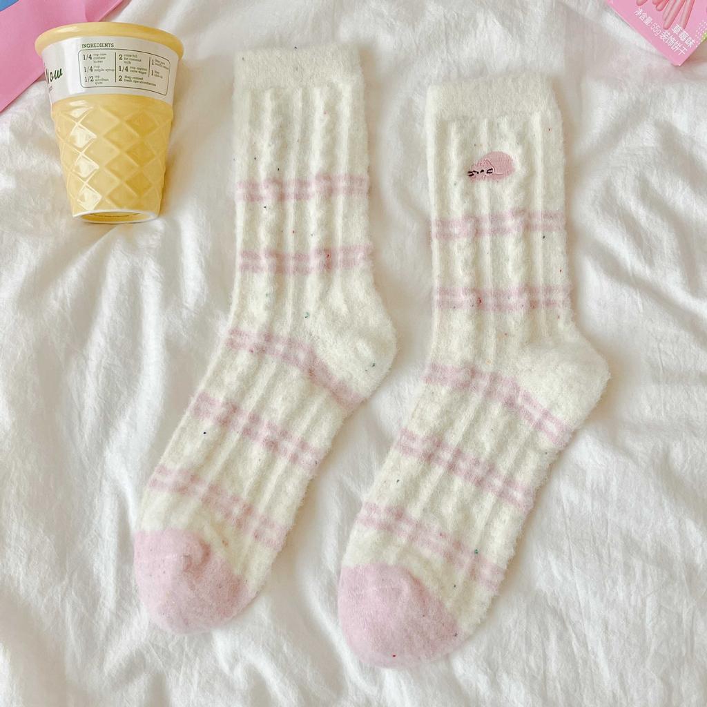 Season Pink Plush Socks Love Embroidery Cat Australian Plush Socks Plush Thickened Warm Sleep Socks