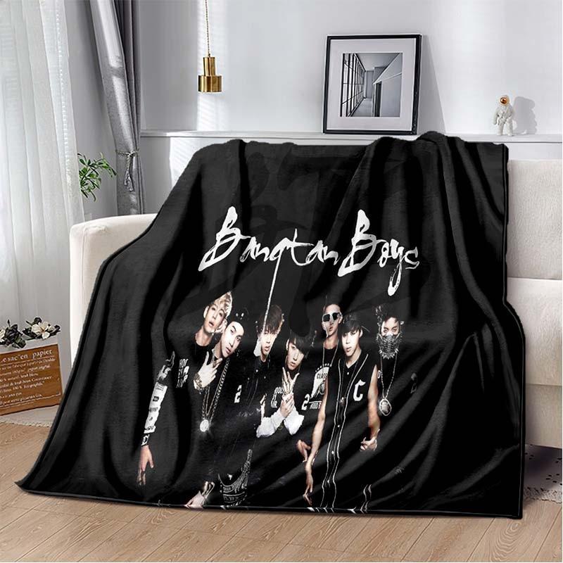 

Найновіша K-pop ковдра з принтом Bangtan Boys, найновіша флісова плюшева ковдра, м яка тепла ковдра для дорослих та дітей, спальні, дивана, подарунок 75x90cm