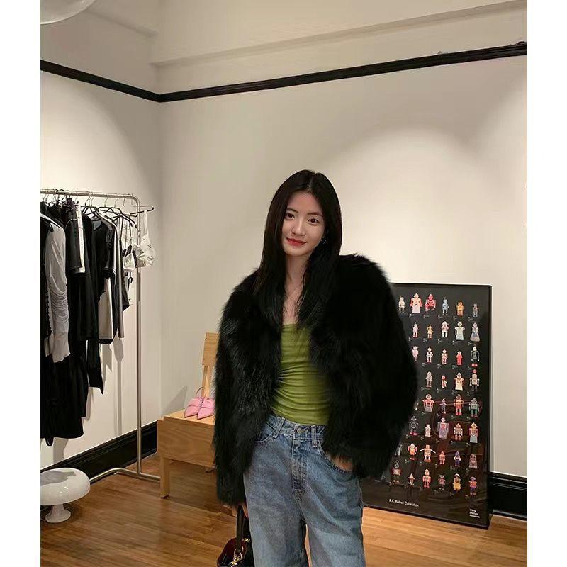 Autumn and Winter Short Coat Female Fashion Celebrity Looking Thin and Age-reducing Small Man Fluffy Imitation Fur Top