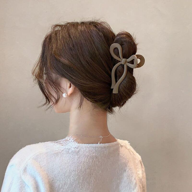 Half-up hair matte ribbon hair clip brown