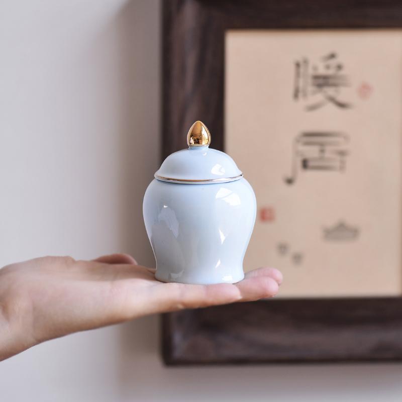 Nordic Mini Ceramic Tea Leaf Jar Fragrant Powder Sealing Portable Travel Small Tea Jar Gilded Porcelain Storage Bottle Container