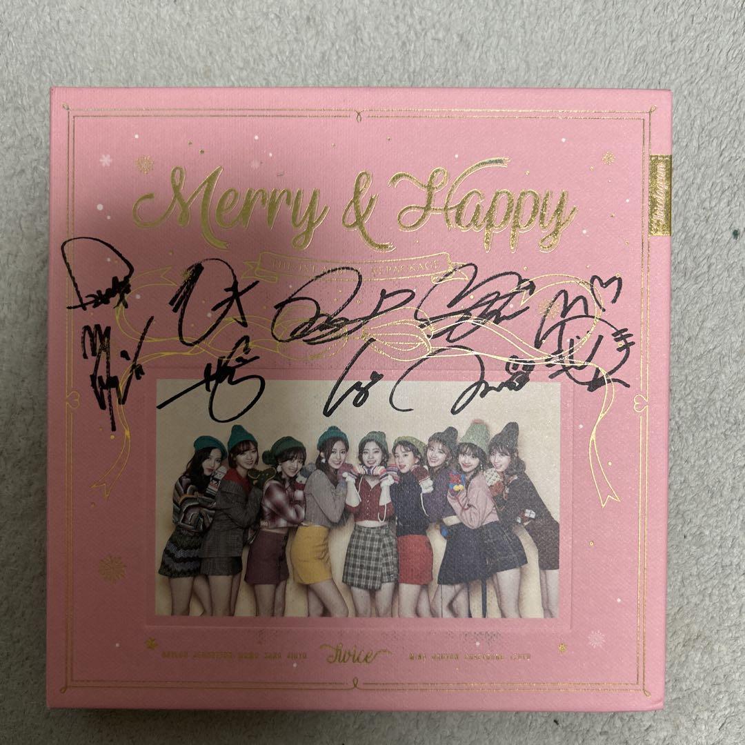

[USED] twice signed album
