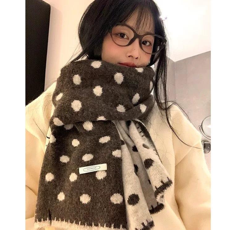 Korean Lazy Wind Polka Dot Double-sided Knitted Plush Scarf Women's Autumn and Winter Warm Versatile Thickened Neck Protection Small Scarf
