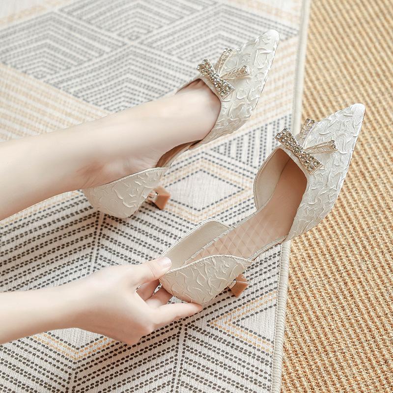 Sandals women's new women's fashion high-heeled stiletto mid-heeled pointed bag head hollow single shoes