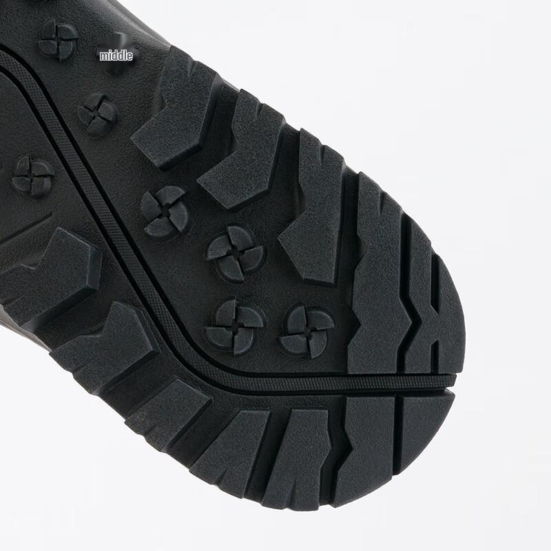The North Face 8ABX Unisex Insulated Water-Resistant Camp Shoes