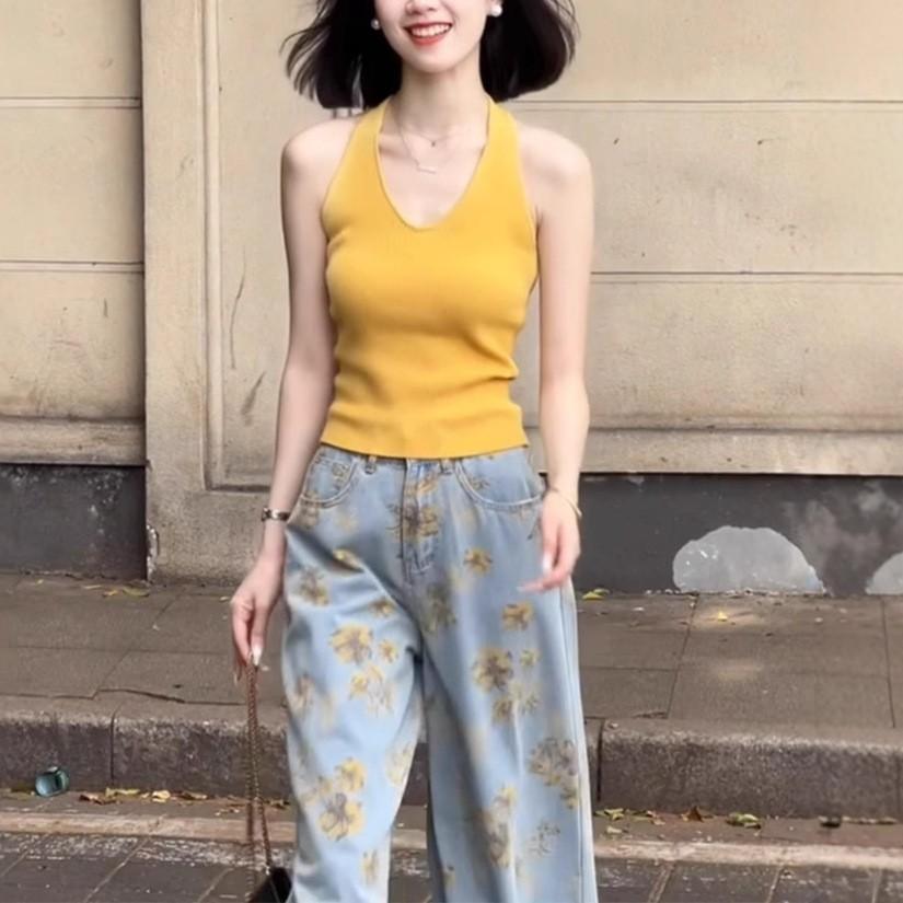 Yellow v-neck knitted neck hanging big halter sleeveless vest for women's summer wear French romantic small suspender top