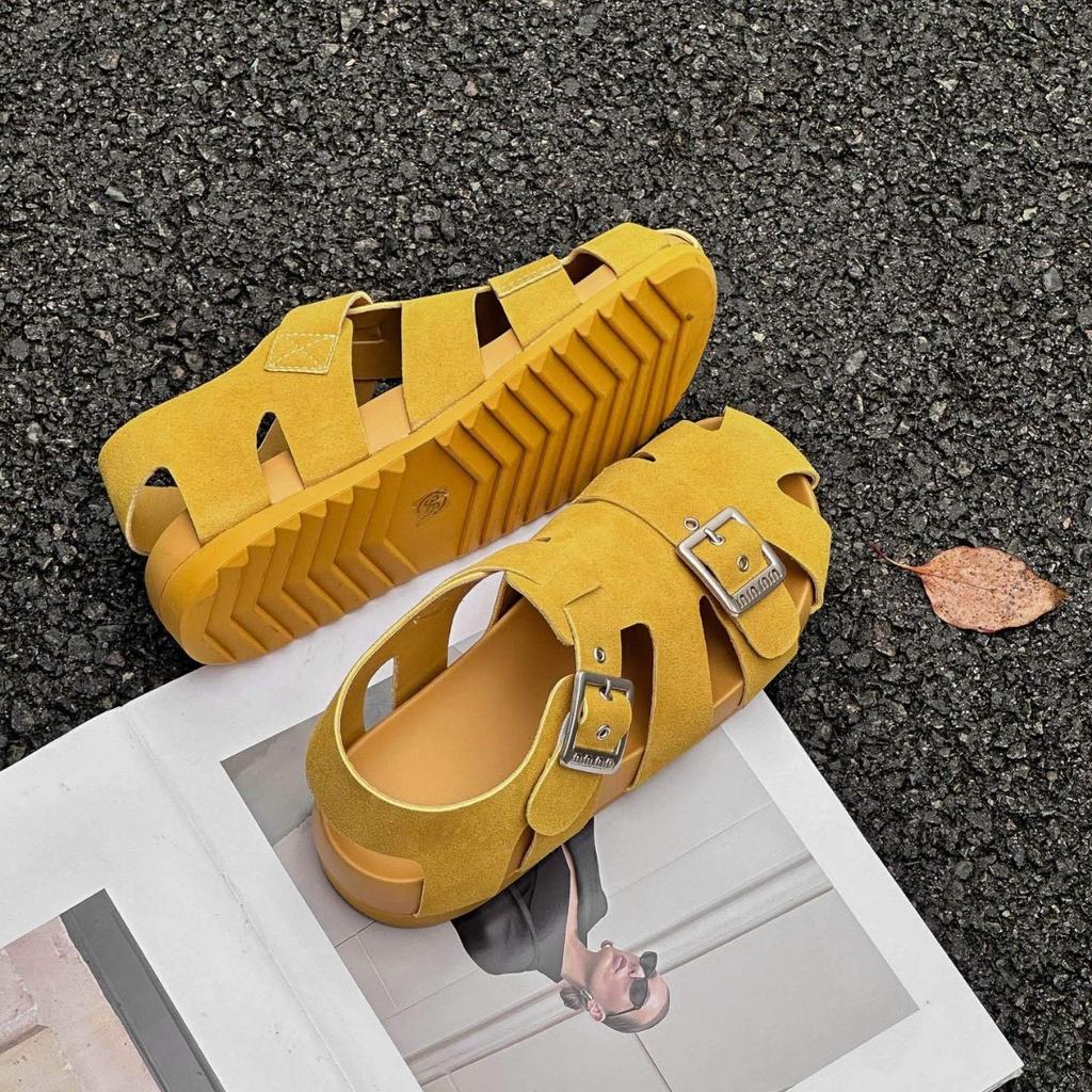 Niche Design Roman Sandals 2025 Summer New Retro Square Buckle Half Slippers Hollow Breathable Pig Cage Sandals