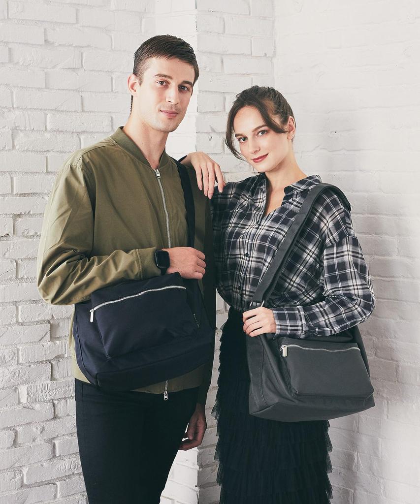 Maison de FLEUR Zipper Shoulder Bag, Black, 8A43F0J6300