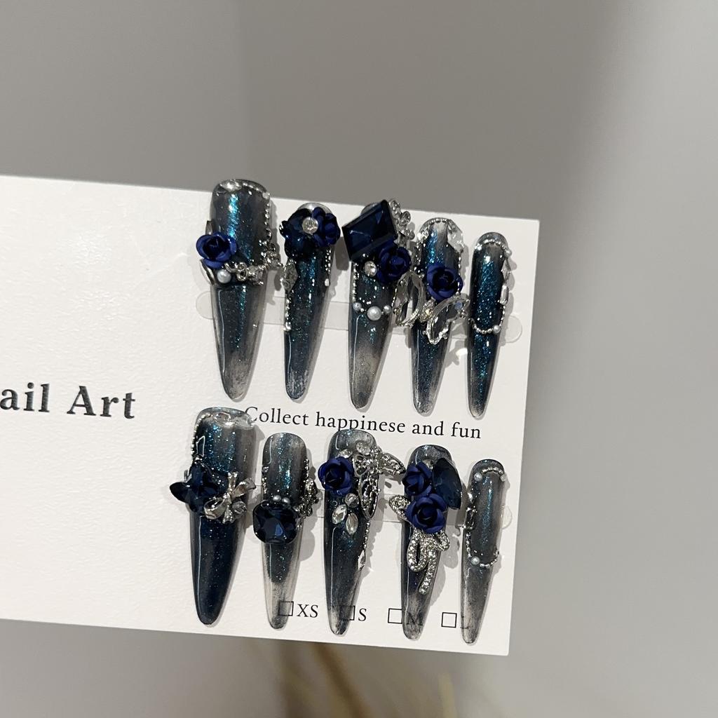 Handgefertigte Luxus-Press-on-Nägel Lang Mandel Französische Spitze Glitzernde Falsche Nägel 3D Strass Designs Acrylnägel Wiederverwendbare Klebenägel für Damen