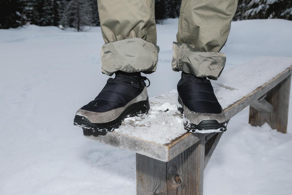 Merrell Winter Moc Zero Walking Size 2E Shoes, Black, 24.5 Cm,