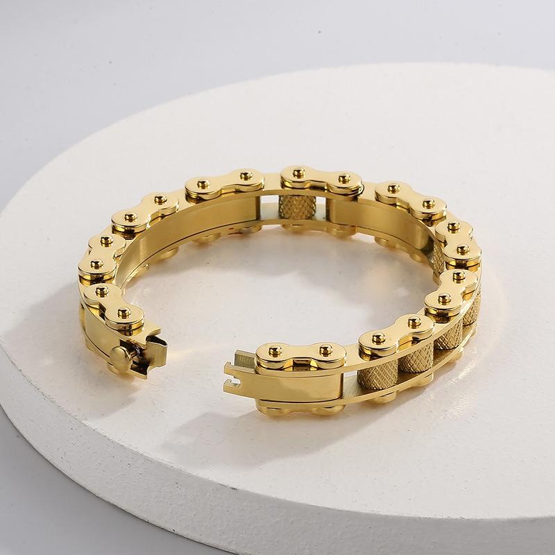 Personalized Design Cool Motorcycle Bracelet European And American Hip -Hop Rock Curved Brand Men 'S Glossy Bracelet