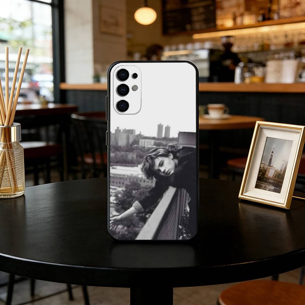

Leonardo DiCaprio Phone Case For Samsung S25,S24,S21,S22,S23,S30,Ultra,S20,Plus,Fe,Lite,Note,10,Black Cover Samsung S30Ultra5G