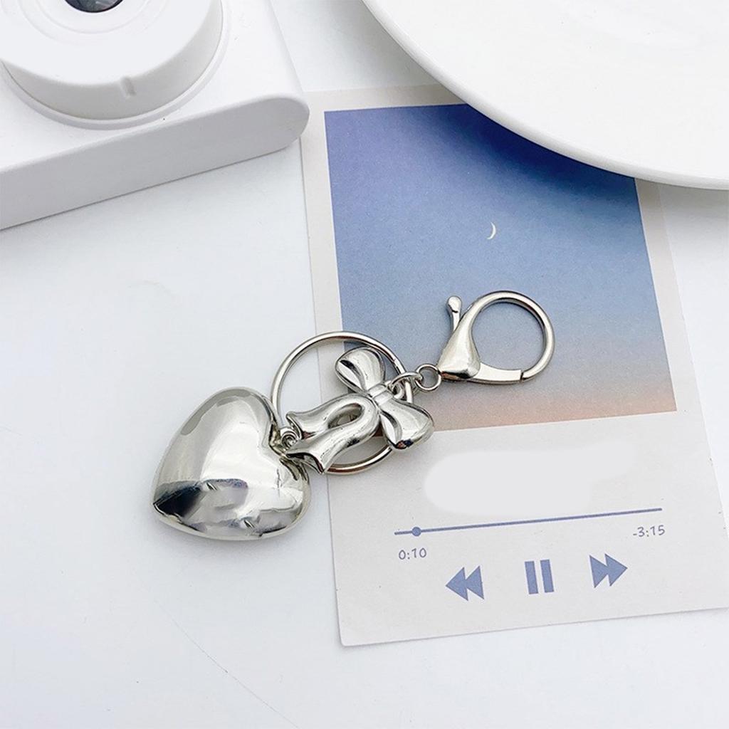 Attractive Heart shaped Keychain Pendant with Bowknot Fashionable Pendant with 3D Heart shaped for Bags and Keychains