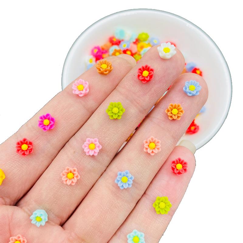 100 Pcs New Cute Mini Kawaii Color Little Goldfish Resin Figurine Crafts Flatback Cabochon Ornament Jewelry Making Hairwear K38