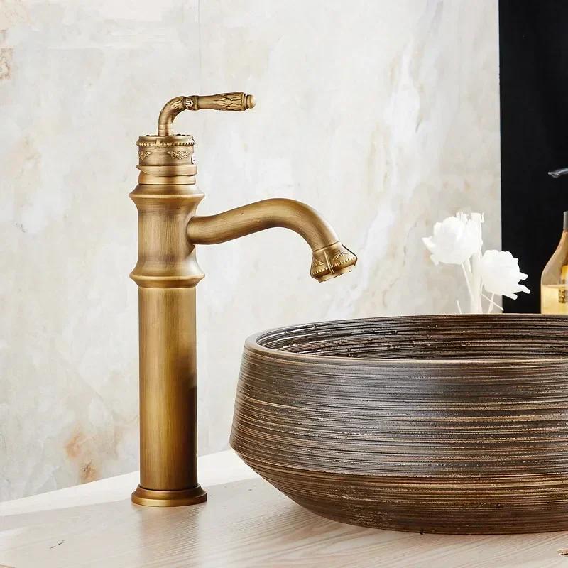 

Basin Faucets Antique Brass Faucet Bathroom Single Handle Vintage Deck Mount Torneiras Hot Cold Bath Mixer Water Tap