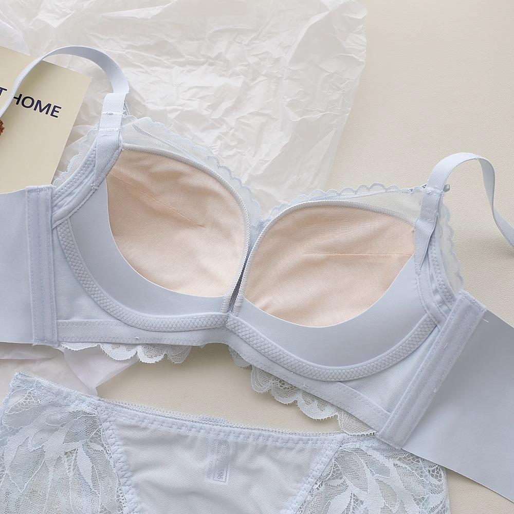 French Garden Lace Push-Up Wire-Free Bra Set for Small Busts