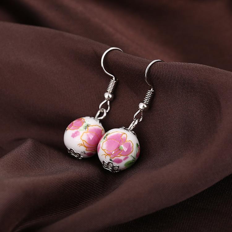 

Original Handmade Creative Earrings Chinese Style Ceramic Earrings Blue And White Porcelain Ear Hooks Ethnic Style Earrings E63 розовый