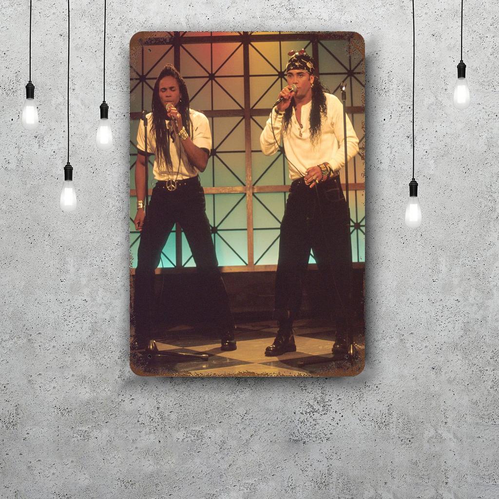 Milli vanilli Poster Decorativo Segno di Latta Vintage Segno Metallico Placca Decorativa per Pub Bar Man Cave Club Decorazione Murale