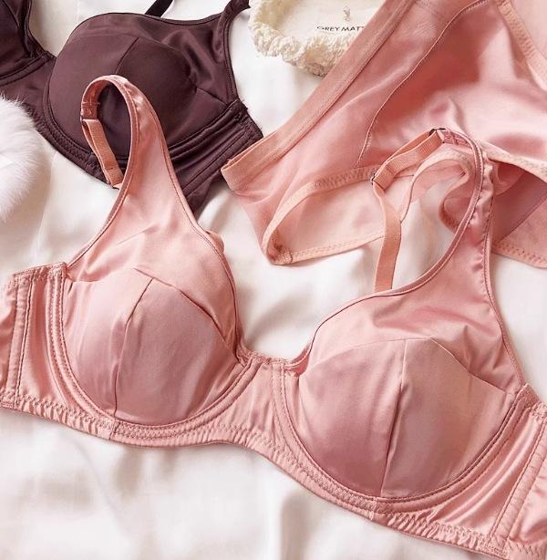 Summer Thin French Triangle Cup Underwear Women Gather Small Breasts Light Luxury Satin Soft Steel Ring Upper Support Anti-sagging Bra