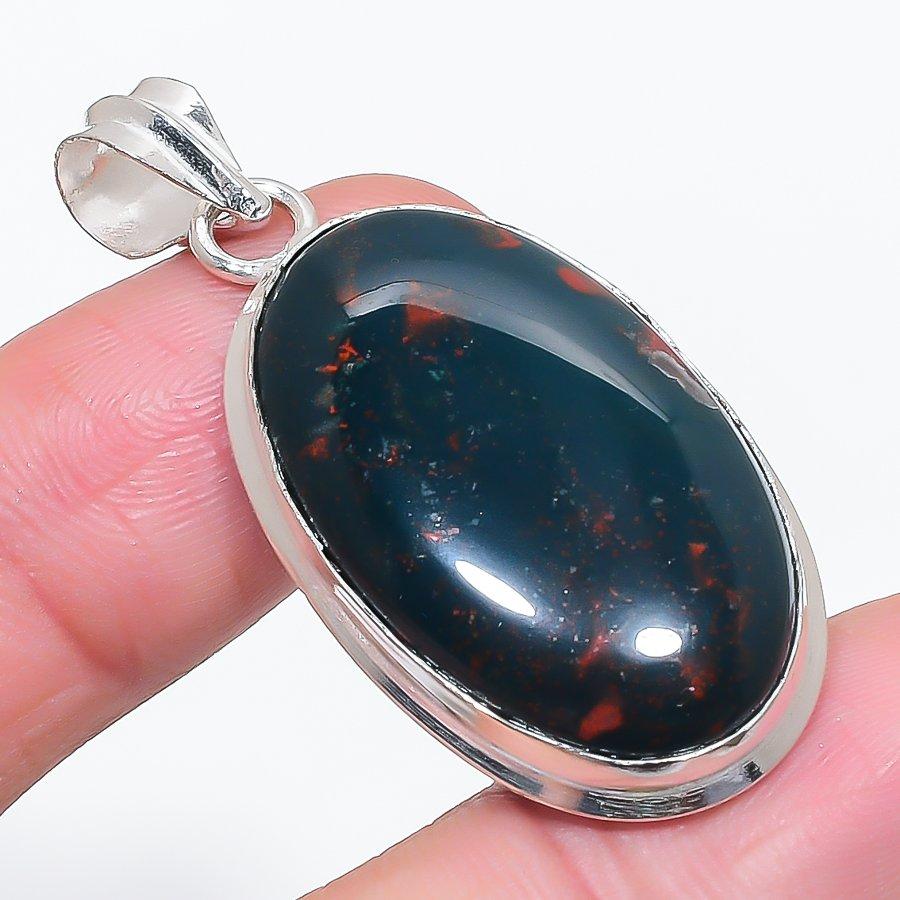 

Natural Bloodstone Gemstone 925 Sterling Silver Jewelry Pendant 1.89 b0V80