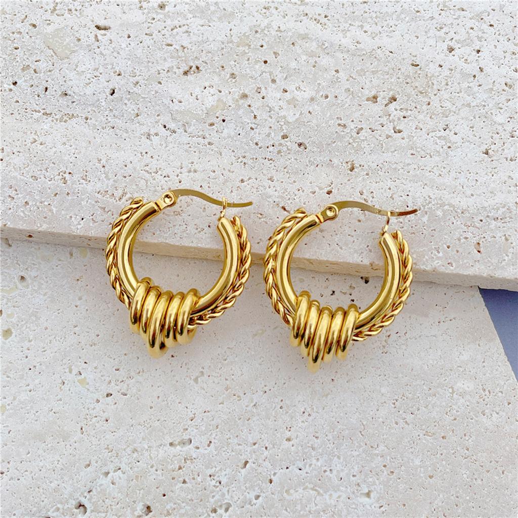 C-shaped cow horn thick earrings for women, stainless steel plated with 18k gold, low allergy twisted ring jewelry gift earrings