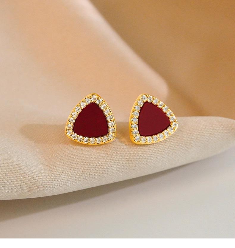 Wine red triangle atmosphere earrings for women