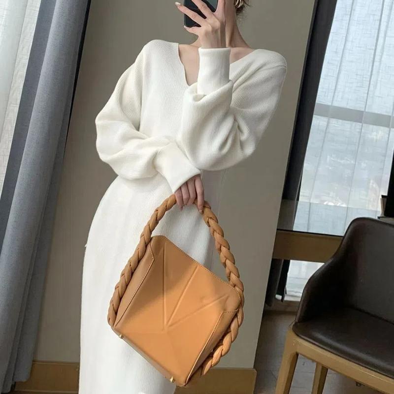 White Women's Dresses Autumn Winter New V-neck French Style Dresses Vintage Elegant V-neck All-match Fashion Knitted Dress
