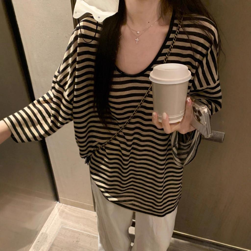 Women's Crew Neck Long Sleeve Top Oversized Elegant Striped T-shirt Thin Sun Protection Casual Loose Summer Layering Cover Up Shirt