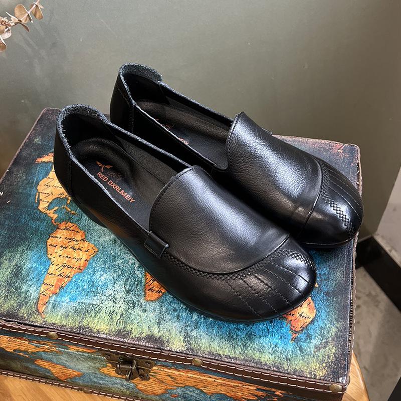 

Обувь для мам, весенне-летние новые туфли в горошек, кожаные туфли среднего и пожилого возраста на плоской подошве, женские туфли на плоской подошве 40 чёрный