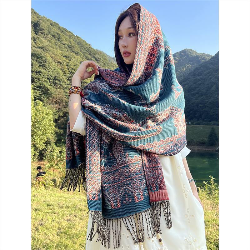 Skin Friendly And Breathable Warm And Versatile Home, Autumn And Winter Women'S Travel Shawl, Thick Cloak, Air Conditioning Blanket
