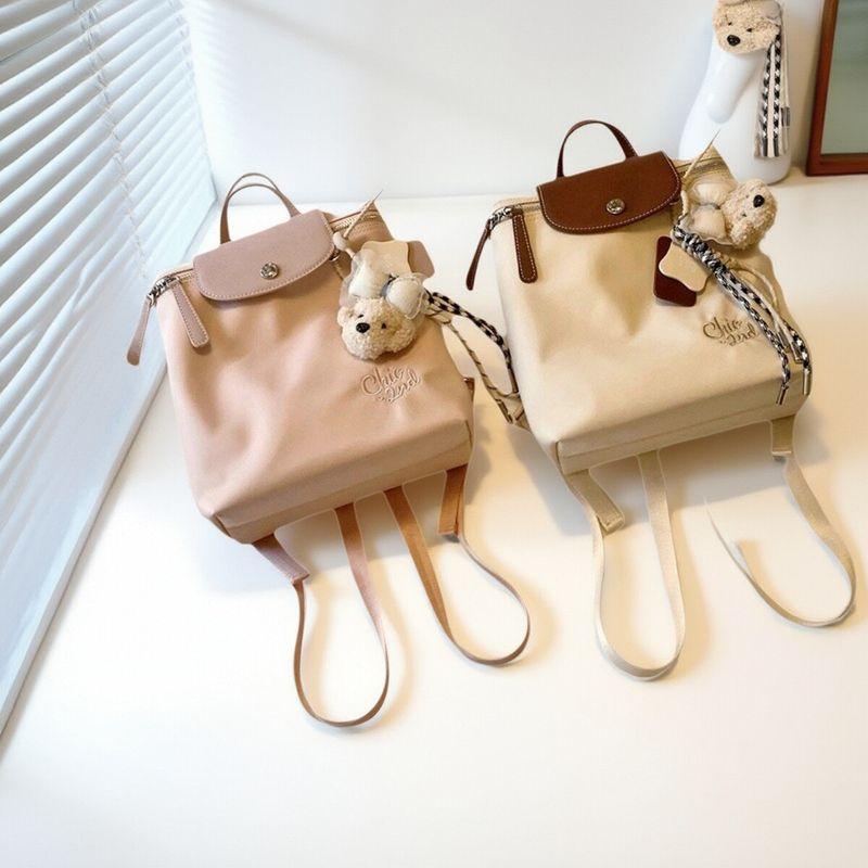

South Wind Chio2nd Pop Park Backpack Bags Female 2025 New Arrival Super Hot Fashionable Satchel Small Casual Backpack Bag Beige White